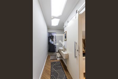 Casa à venda com 250m², 3 quartos e 4 vagas Casa à venda com 250m², 3 quartos e 4 vagasLavabo