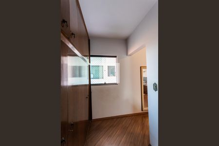 Casa à venda com 250m², 3 quartos e 4 vagas Casa à venda com 250m², 3 quartos e 4 vagasCloset Suíte 1