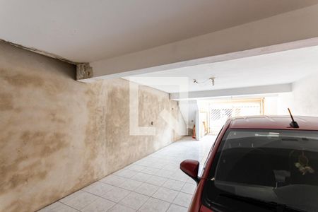 Casa à venda com 250m², 3 quartos e 4 vagas Casa à venda com 250m², 3 quartos e 4 vagasGaragem