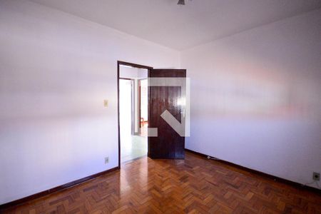 Casa 1 -  Quarto 1  de casa à venda com 7 quartos, 350m² em Vila Moinho Velho, São Paulo