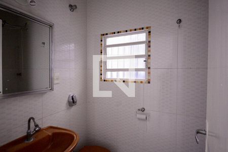 Casa à venda com 350m², 7 quartos e 3 vagasCasa 1 - Banheiro da Edicula 