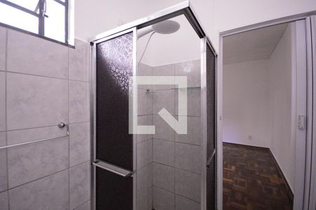 Casa à venda com 350m², 7 quartos e 3 vagasCasa 2 - Banheiro da Suite 