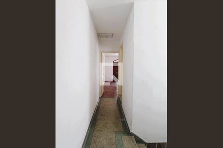 Corredor - Quartos de casa para alugar com 3 quartos, 130m² em Parque Edu Chaves, São Paulo