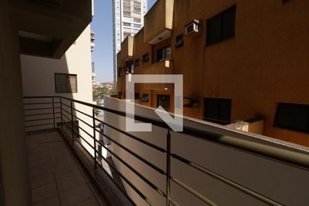 Apartamento para alugar com 82m², 2 quartos e 2 vagasSacada Quarto / Sala