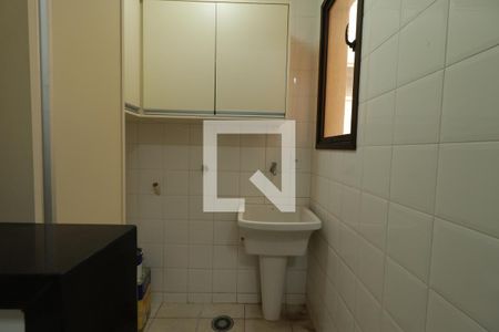 Apartamento para alugar com 82m², 2 quartos e 2 vagasCozinha