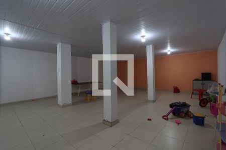 Casa à venda com 130m², 3 quartos e 4 vagasÁrea externa 