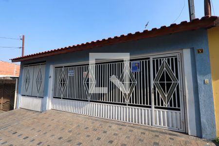 Casa à venda com 130m², 3 quartos e 4 vagasFachada