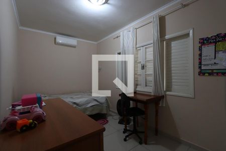 Casa à venda com 130m², 3 quartos e 4 vagasQuarto 3