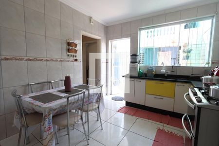 Casa à venda com 130m², 3 quartos e 4 vagasCozinha