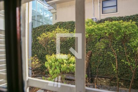 Casa à venda com 520m², 6 quartos e 16 vagas Casa à venda com 520m², 6 quartos e 16 vagasVista do Escritório 1