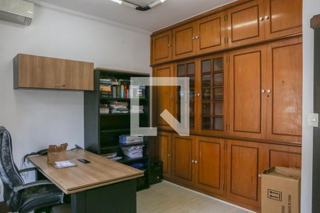 Casa à venda com 520m², 6 quartos e 16 vagas Casa à venda com 520m², 6 quartos e 16 vagasEscritório/Quarto 1