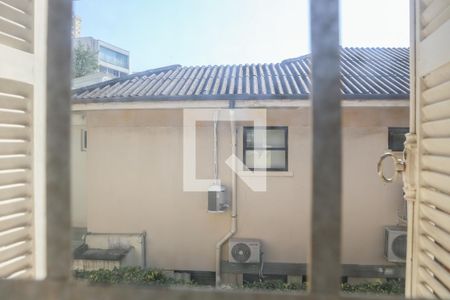 Casa à venda com 520m², 6 quartos e 16 vagas Casa à venda com 520m², 6 quartos e 16 vagasVista do Escritório/Quarto 3