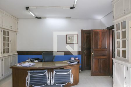 Casa à venda com 520m², 6 quartos e 16 vagas Casa à venda com 520m², 6 quartos e 16 vagasEscritório/Quarto 4