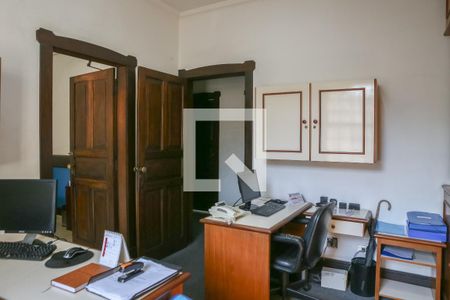 Casa à venda com 520m², 6 quartos e 16 vagas Casa à venda com 520m², 6 quartos e 16 vagasEscritório/Quarto 3