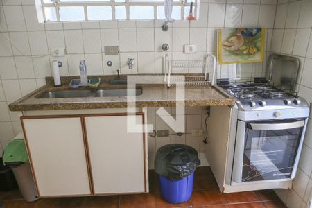 Casa à venda com 520m², 6 quartos e 16 vagas Casa à venda com 520m², 6 quartos e 16 vagasCozinha