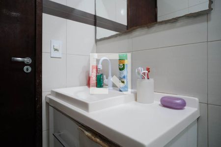 Casa à venda com 110m², 2 quartos e 1 vagaBanheiro