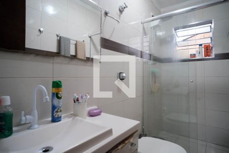 Casa à venda com 110m², 2 quartos e 1 vagaBanheiro