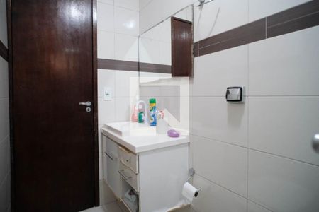 Casa à venda com 110m², 2 quartos e 1 vagaBanheiro