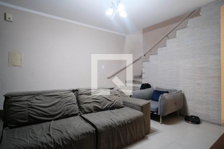 Sala  de casa à venda com 2 quartos, 110m² em Vila Talarico, São Paulo