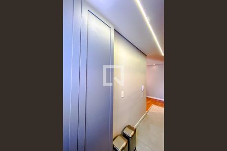 Apartamento à venda com 68m², 3 quartos e 1 vagaÁrea de Serviço