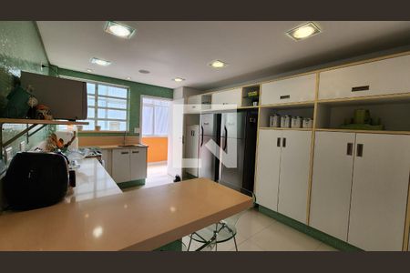 Apartamento para alugar com 160m², 3 quartos e 1 vagaCozinha