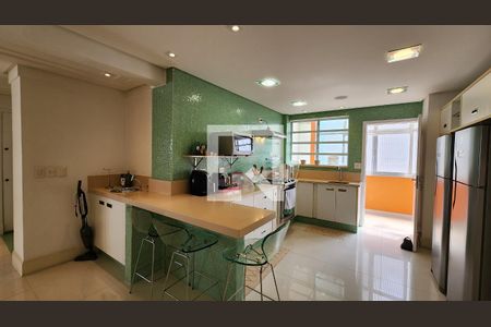 Apartamento para alugar com 160m², 3 quartos e 1 vagaCozinha