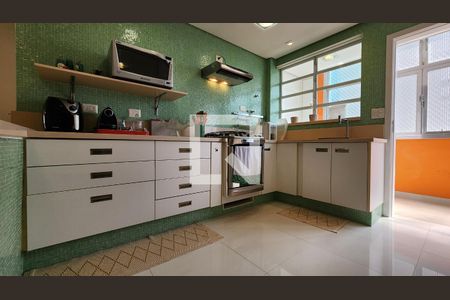 Apartamento para alugar com 160m², 3 quartos e 1 vagaCozinha - Armários