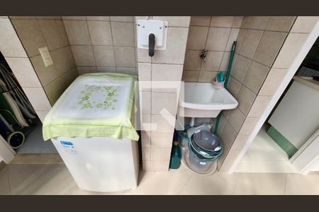 Apartamento para alugar com 160m², 3 quartos e 1 vagaÁrea de Serviço