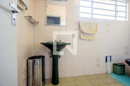 Casa à venda com 253m², 3 quartos e 2 vagas