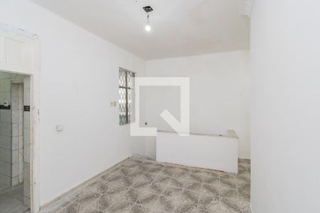 Sala de apartamento para alugar com 2 quartos, 40m² em Brás de Pina, Rio de Janeiro