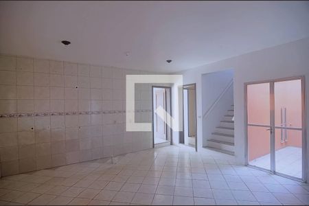 Casa à venda com 315m², 3 quartos e 4 vagas Casa à venda com 315m², 3 quartos e 4 vagasCozinha