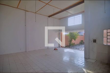 Casa à venda com 315m², 3 quartos e 4 vagas Casa à venda com 315m², 3 quartos e 4 vagasGaragem