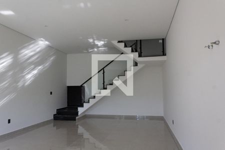 Casa de condomínio para alugar com 250m², 4 quartos e 2 vagasÁrea comum - Salão de festas