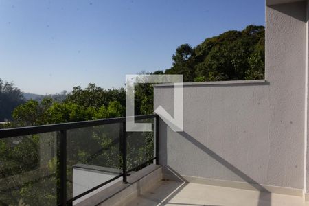 Casa de condomínio para alugar com 250m², 4 quartos e 2 vagasVaranda