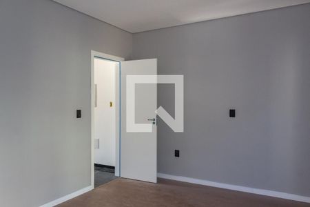 Casa de condomínio para alugar com 250m², 4 quartos e 2 vagasSuíte 2