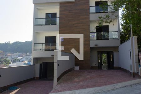 Casa de condomínio para alugar com 250m², 4 quartos e 2 vagasFachada