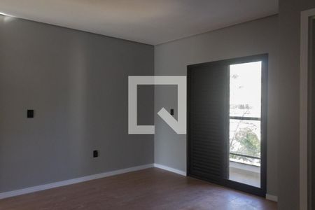 Casa de condomínio para alugar com 250m², 4 quartos e 2 vagasSuíte 3