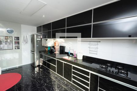 Apartamento à venda com 180m², 4 quartos e 3 vagasCozinha