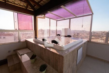 Apartamento à venda com 180m², 4 quartos e 3 vagasCobertura