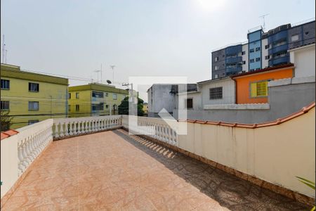 Casa à venda com 184m², 2 quartos e 3 vagas Casa à venda com 184m², 2 quartos e 3 vagasVaranda do Quarto 2