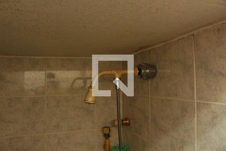 Casa de condomínio à venda com 403m², 4 quartos e 4 vagas Casa de condomínio à venda com 403m², 4 quartos e 4 vagasBANHEIRO SOCIAL