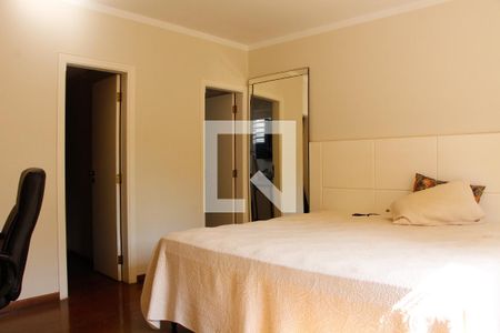 Casa de condomínio à venda com 403m², 4 quartos e 4 vagas Casa de condomínio à venda com 403m², 4 quartos e 4 vagasSUITE 4