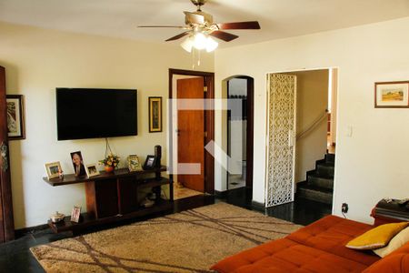 SALA DE TV de casa de condomínio à venda com 4 quartos, 403m² em Bairro das Palmeiras, Campinas