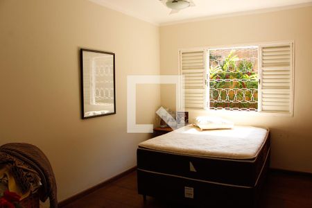 Casa de condomínio à venda com 403m², 4 quartos e 4 vagas Casa de condomínio à venda com 403m², 4 quartos e 4 vagasQUARTO 3