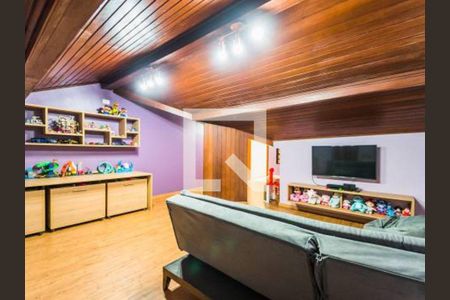 Casa à venda com 280m², 4 quartos e 4 vagas