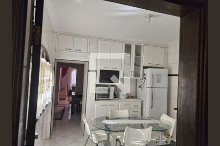 Casa à venda com 266m², 3 quartos e 3 vagas