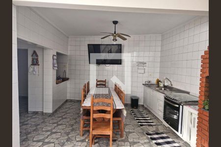 Casa à venda com 266m², 3 quartos e 3 vagas