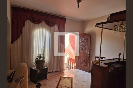 Casa à venda com 3 quartos, 266m² em Olímpico, São Caetano do Sul