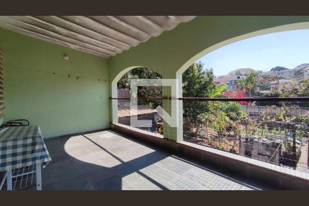 Casa para alugar com 250m², 6 quartos e 3 vagas Casa para alugar com 250m², 6 quartos e 3 vagasVaranda suíte