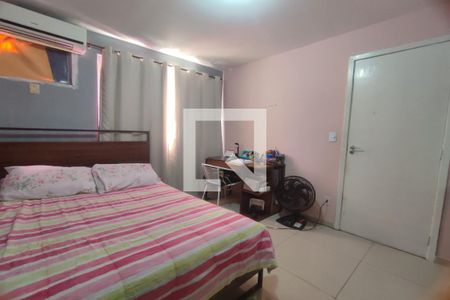 Casa de condomínio à venda com 110m², 4 quartos e 2 vagas2º Pav - Suite 1